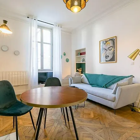 La Closerie Des Cordeliers Apartamento Dijon